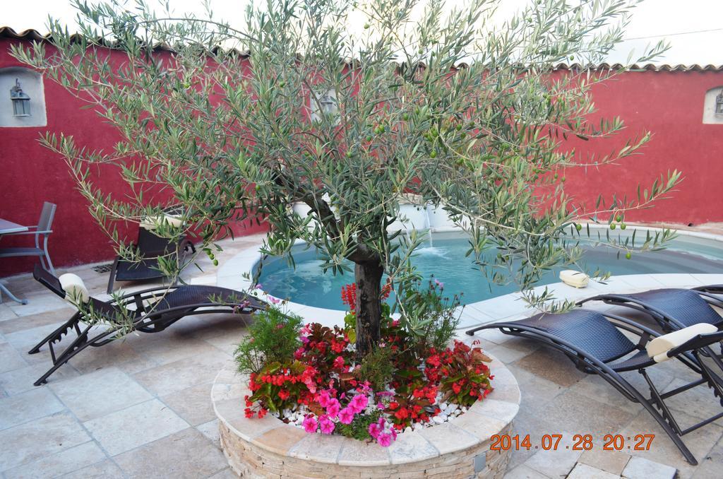 Auberge Les Galets Peyruis Buitenkant foto