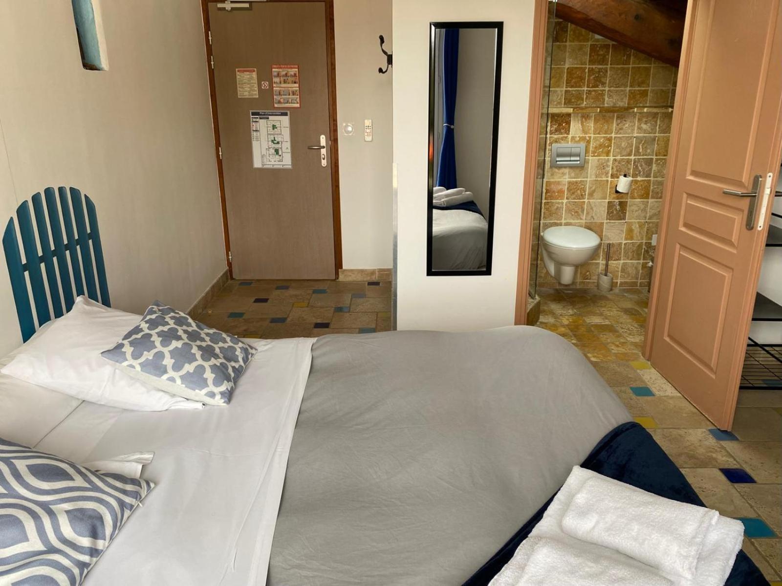 Auberge Les Galets Peyruis Buitenkant foto
