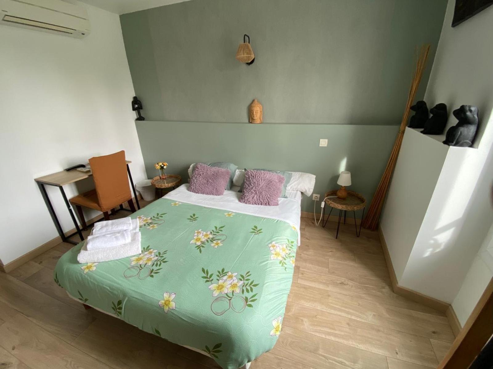 Auberge Les Galets Peyruis Buitenkant foto