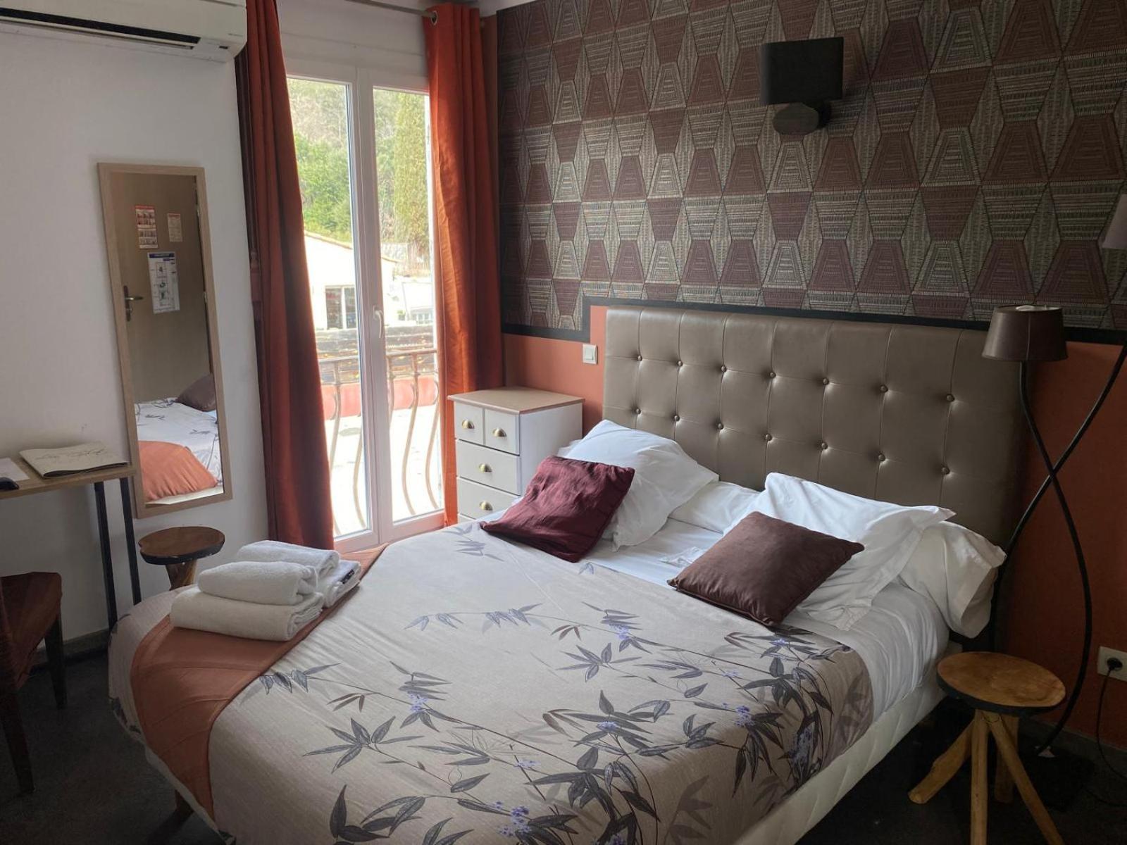 Auberge Les Galets Peyruis Buitenkant foto
