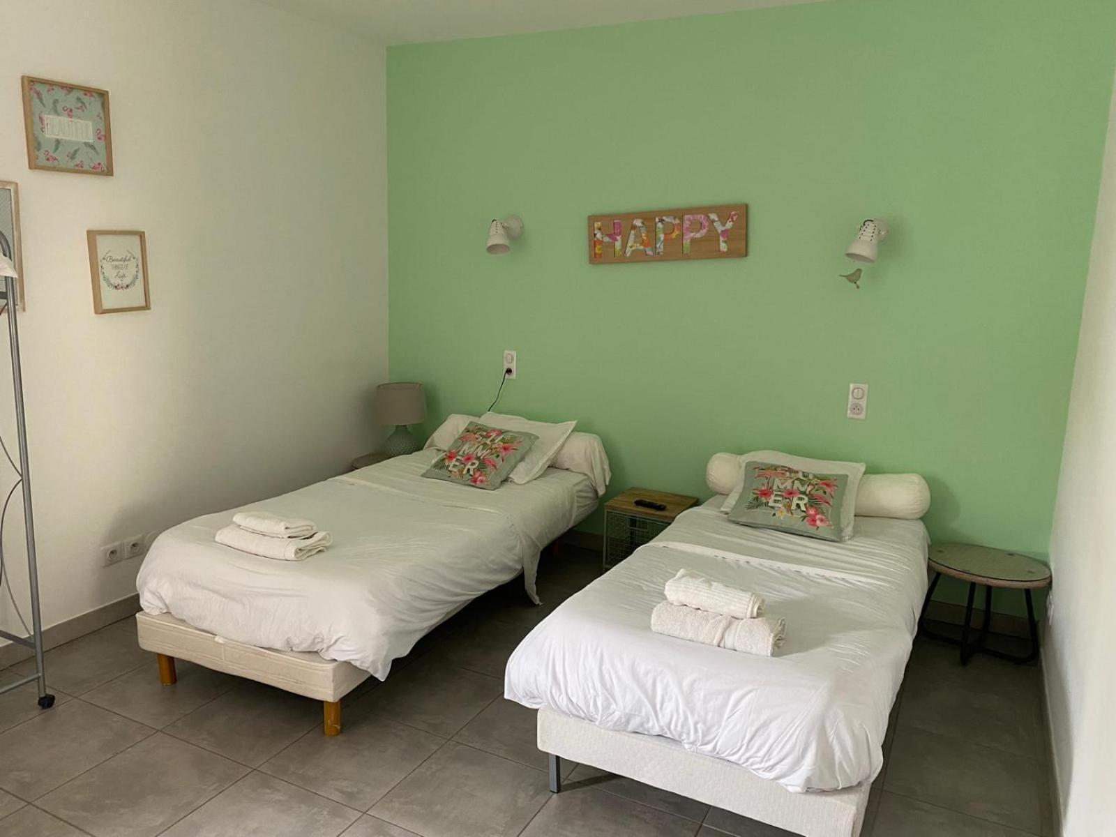 Auberge Les Galets Peyruis Buitenkant foto