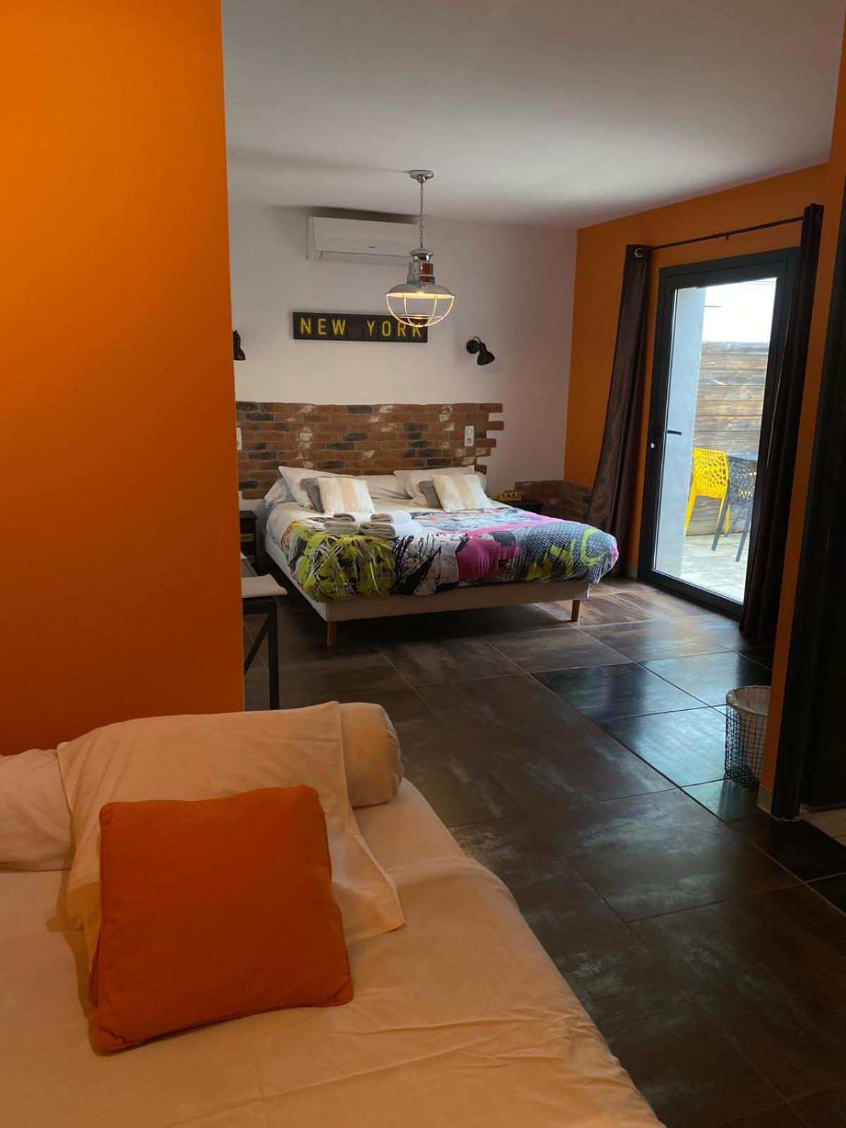 Auberge Les Galets Peyruis Buitenkant foto